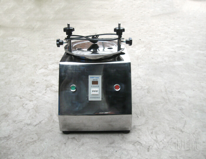 试验筛是一种实验筛比较常见的一种，所以很多的化学用品都是可以筛分的。